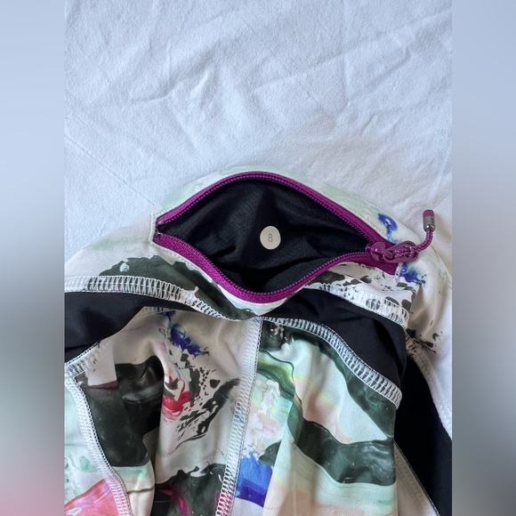 NEW Lululemon Leggings Size 8 - Picture 4 of 4